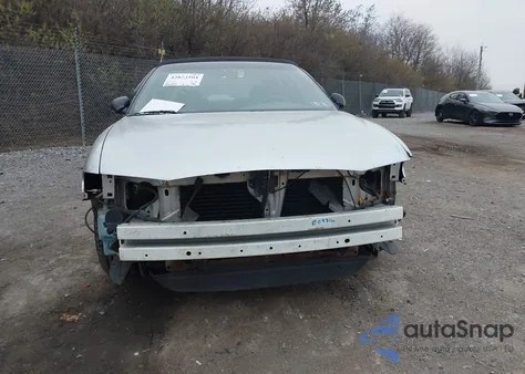 2000 Buick Century Custom z USA, uszkodzony, nr VIN 2G4WS52J2Y1284542